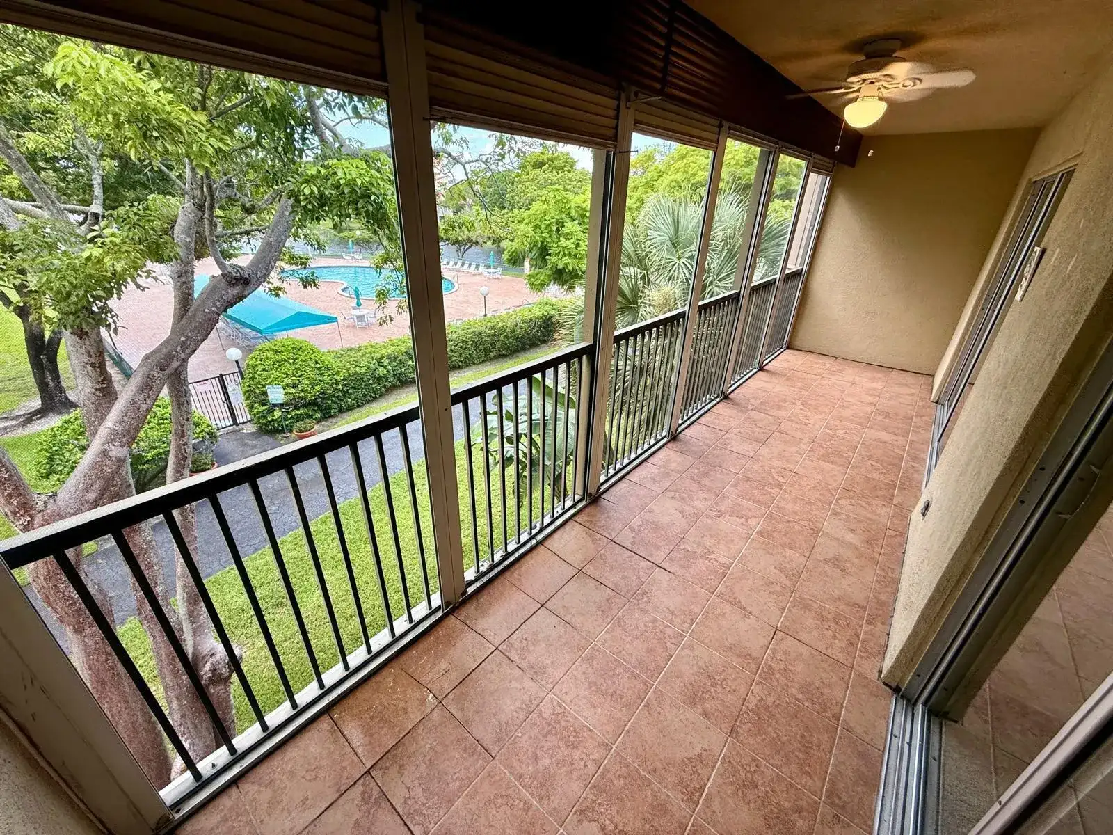 2212 S CYPRESS BEND Drive # 303, Pompano Beach FL 33069 photo 5