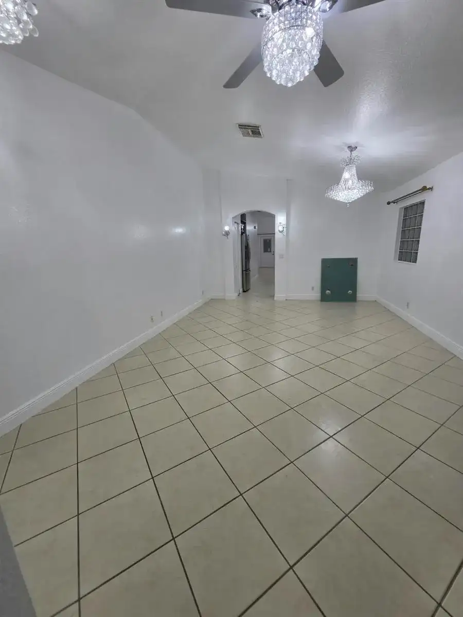 2106 LITTLE TORCH Street, Riviera Beach FL 33407 photo 3