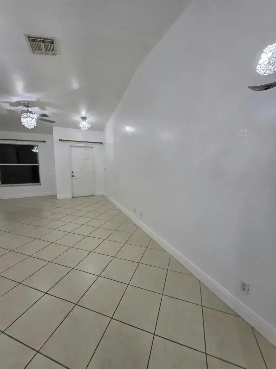 2106 LITTLE TORCH Street, Riviera Beach FL 33407 photo 4