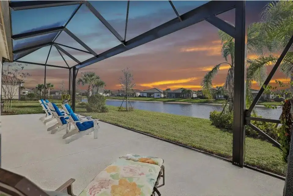 786 SE COURANCES Drive, Port St. Lucie FL 34984 photo 3