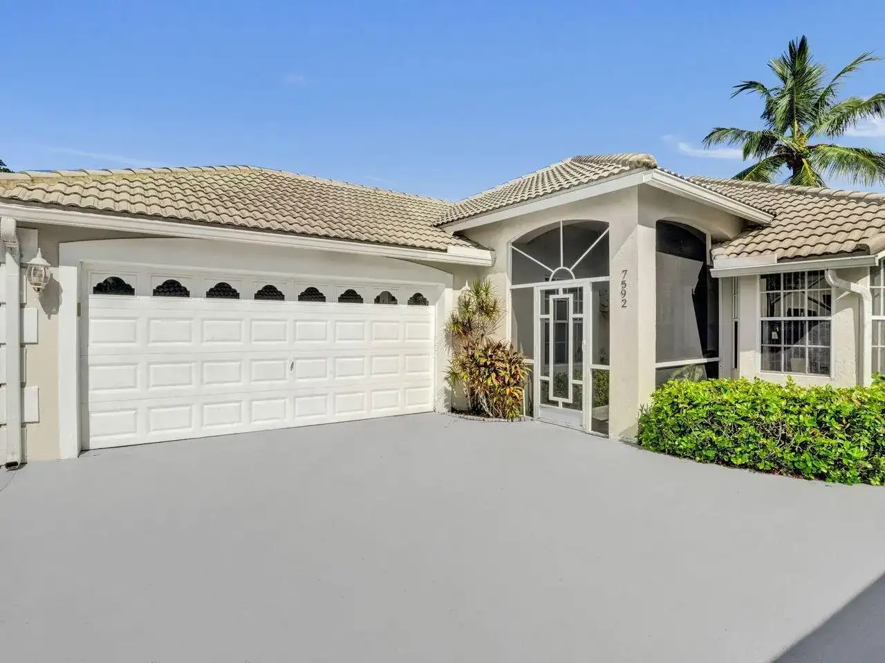 7592 Ironbridge Circle, Delray Beach FL 33446 photo 2