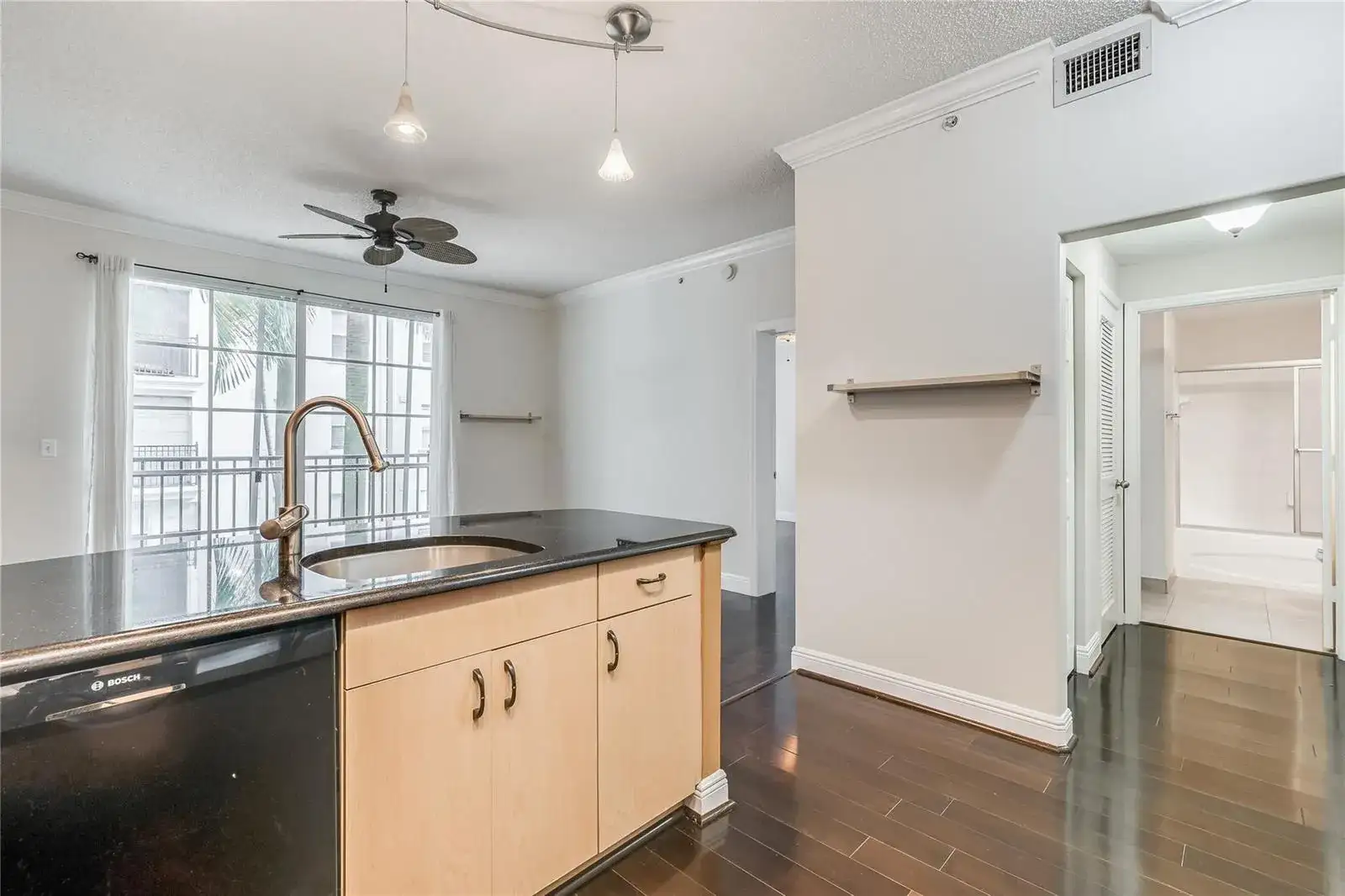533 NE 3rd Avenue # 319, Fort Lauderdale FL 33301 photo 5