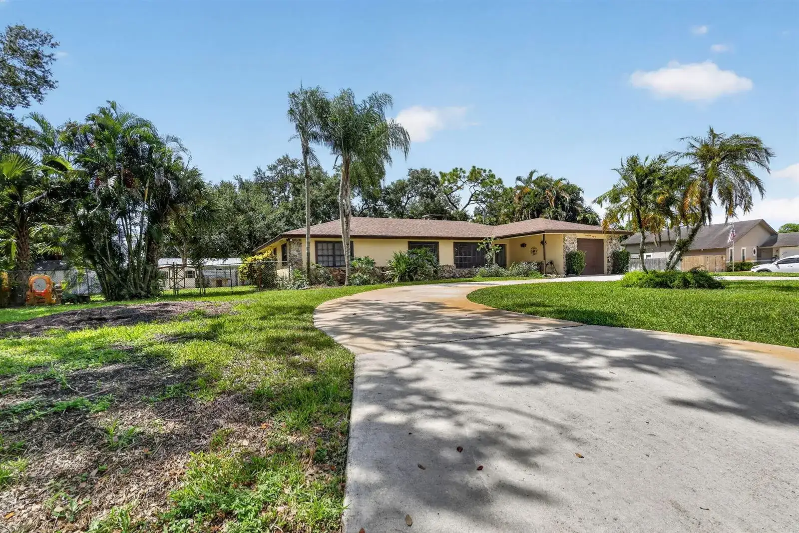 4746 CANAL Drive, Lake Worth FL 33463 photo 2