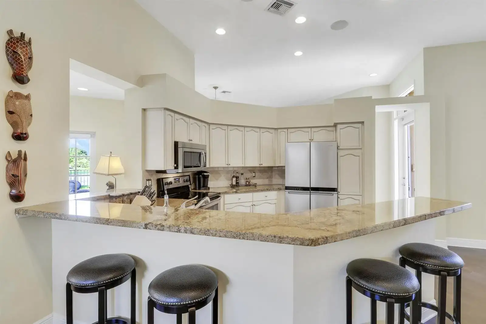 2189 Regents Boulevard, West Palm Beach FL 33409 photo 4