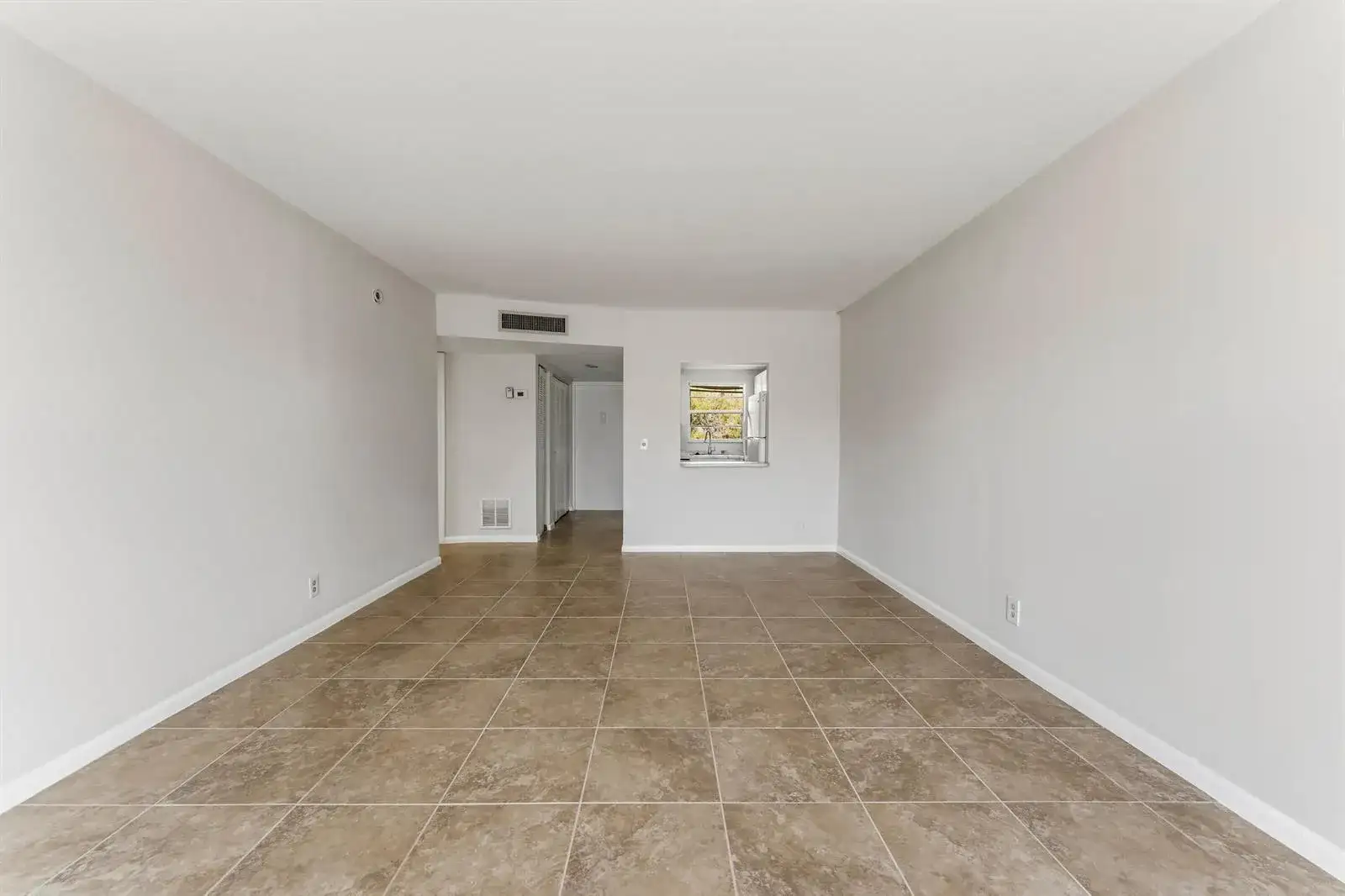 1638 EMBASSY Drive # 208, West Palm Beach FL 33401 photo 5