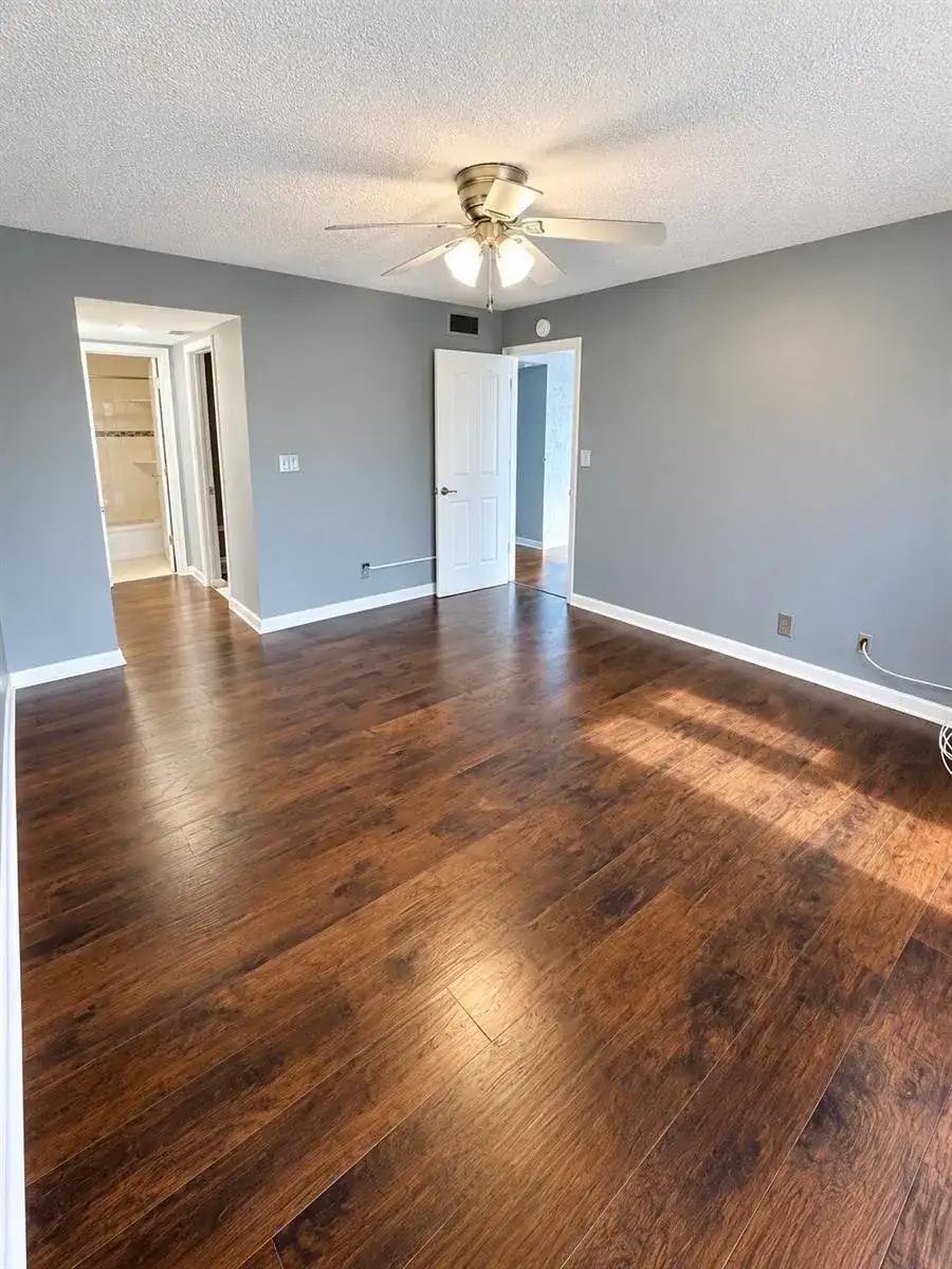 2320 S CYPRESS BEND Drive # 401, Pompano Beach FL 33069 photo 4