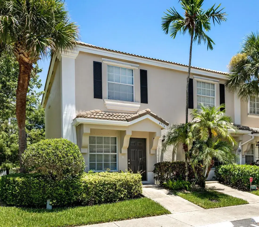 4976 PALMBROOKE Circle, West Palm Beach FL 33417