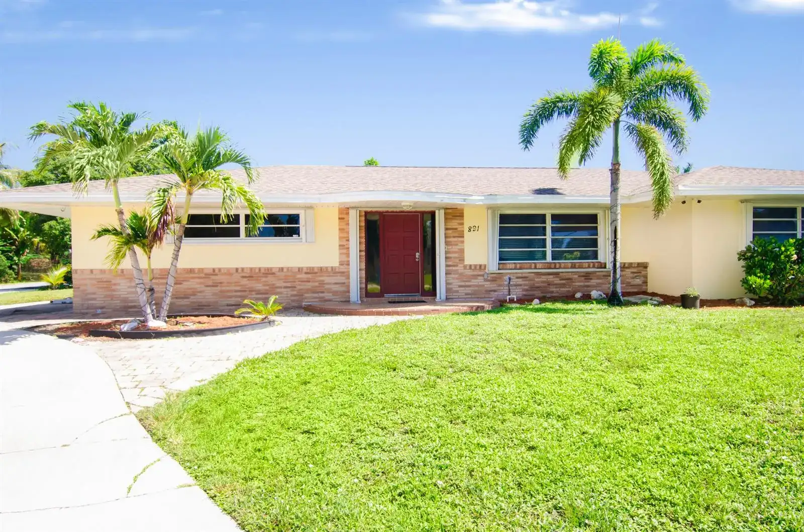 891 LYNDON Drive, Lantana FL 33462 photo 2