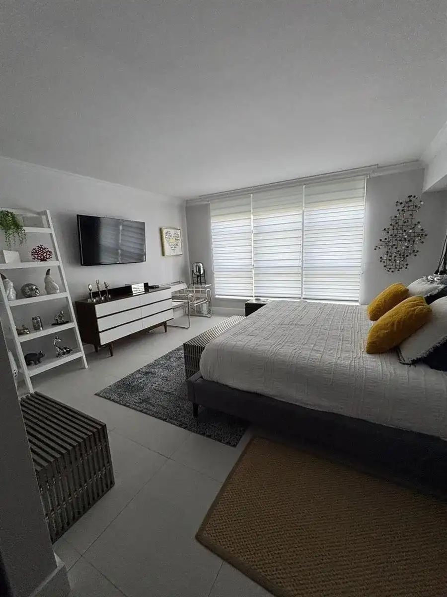 19101 NE 36TH Drive # 1606, Aventura FL 33180