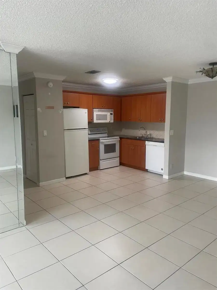 170 CYPRESS CLUB Drive # 730, Pompano Beach FL 33060 photo 5