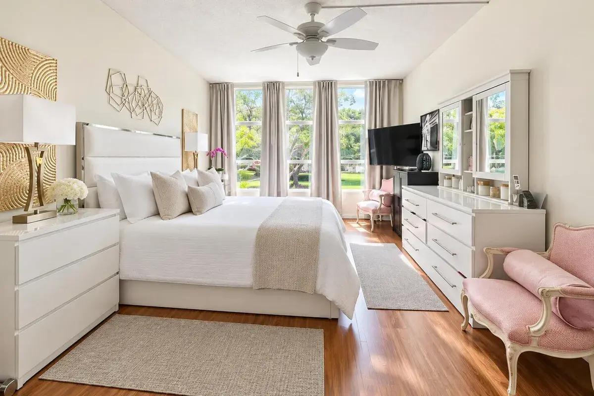 2600 S Course Drive # 204, Pompano Beach FL 33069