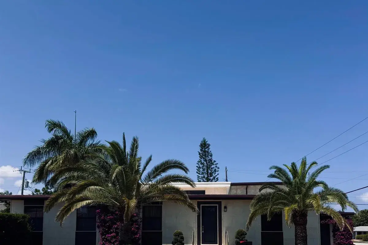 301 Palmetto Street, West Palm Beach FL 33405