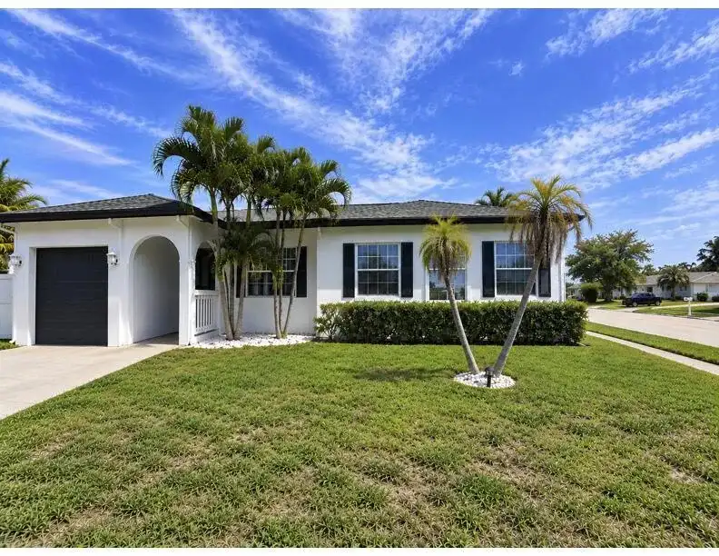 11091 LANDSMAN Street, Boca Raton FL 33428