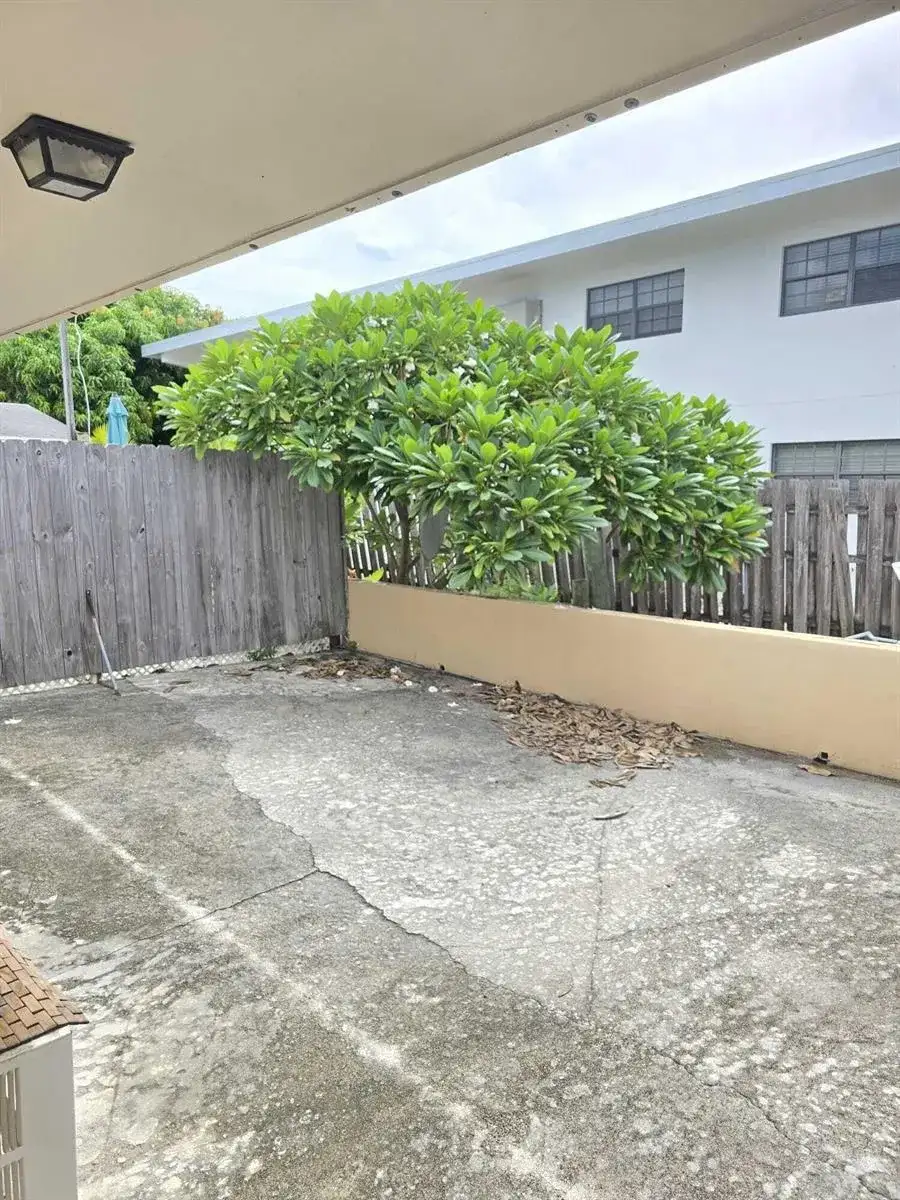 330 SOUTHWIND Drive # 6, North Palm Beach FL 33408 photo 4