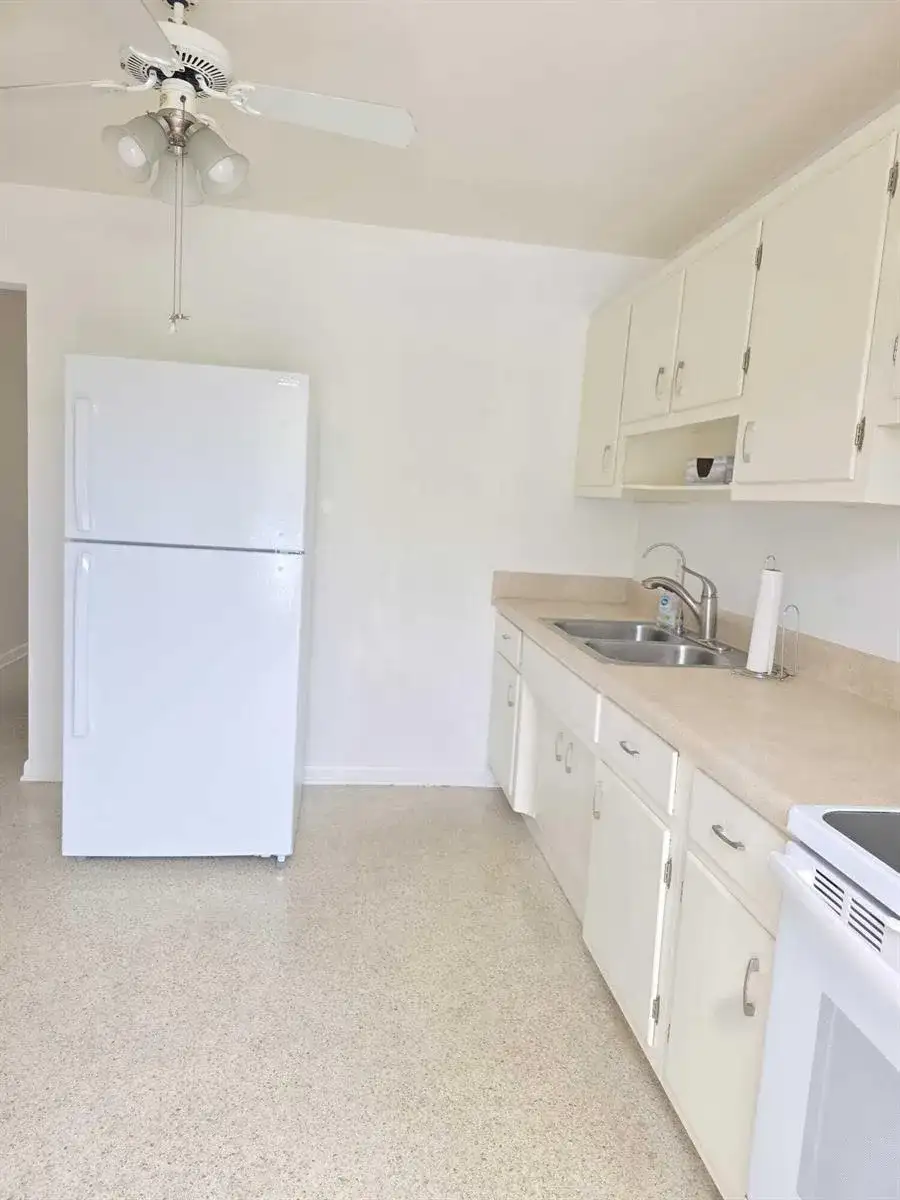 330 SOUTHWIND Drive # 6, North Palm Beach FL 33408 photo 5