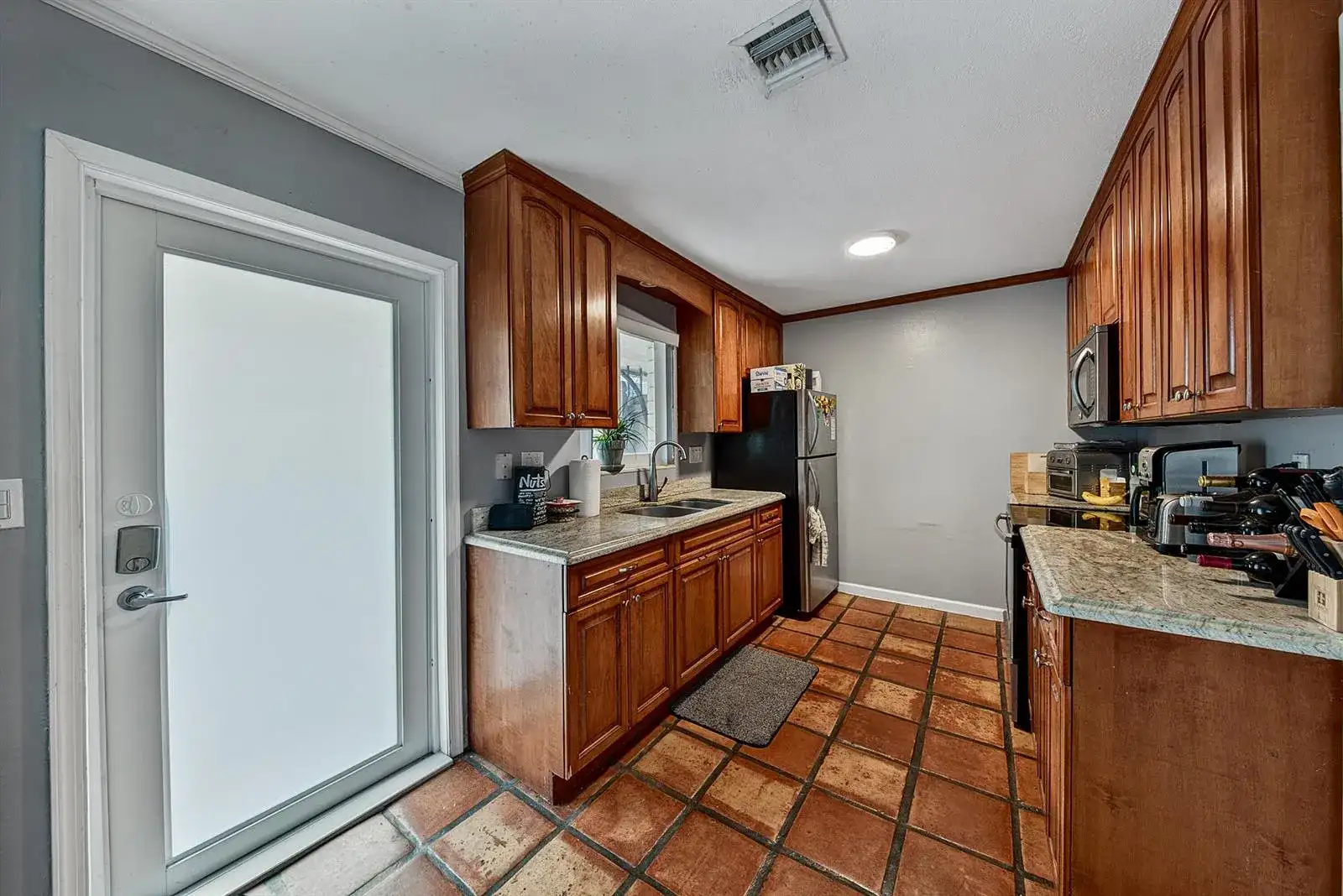 701 NE 22ND Drive, Wilton Manors FL 33305 photo 5
