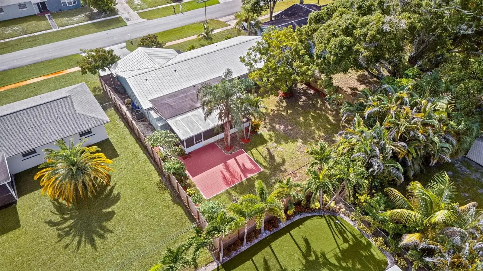 502 Circle E, Jupiter FL 33458 photo 2
