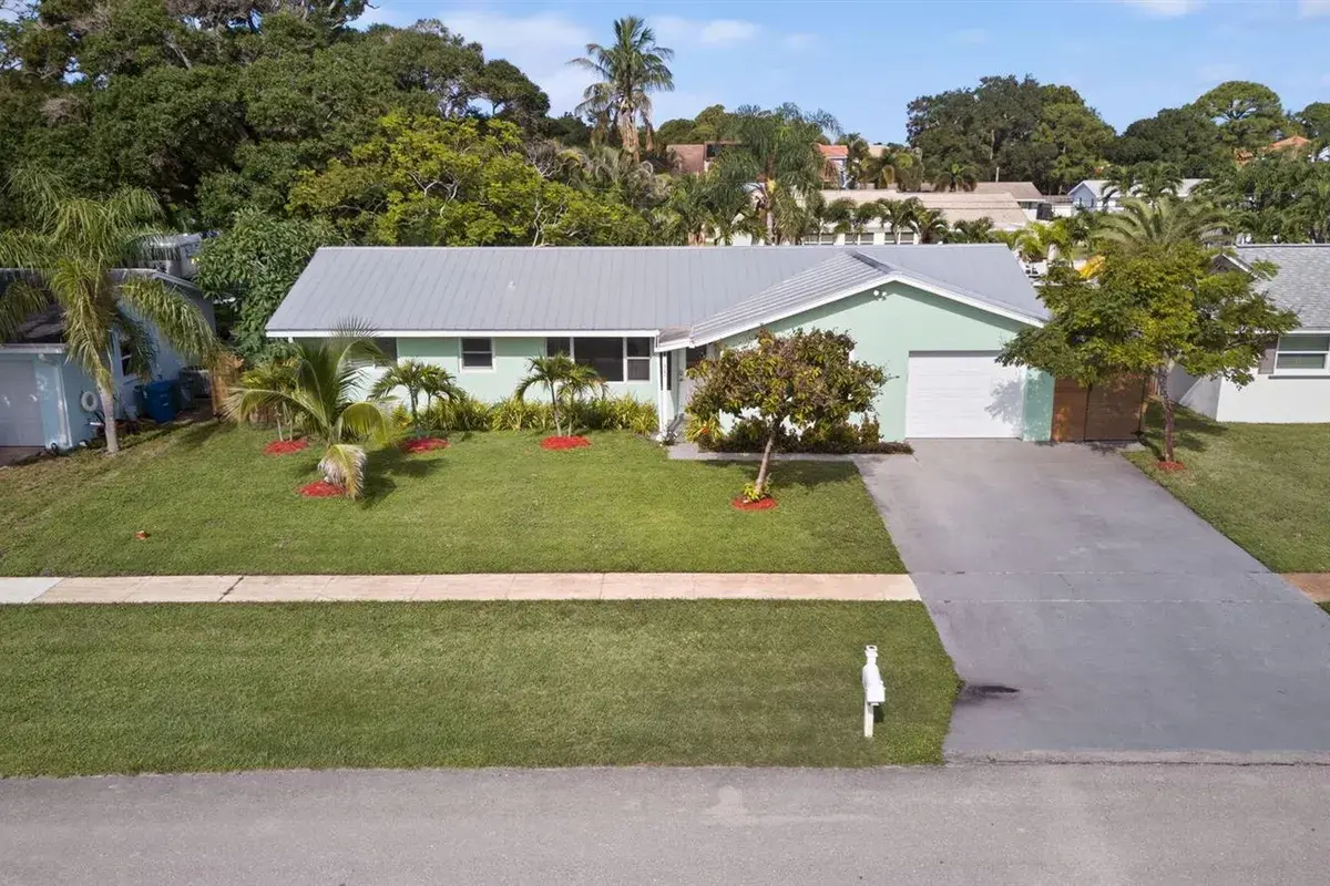 502 Circle E, Jupiter FL 33458