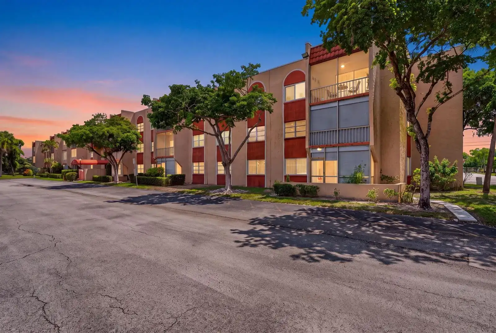 8260 SW 24TH Street # 6115, North Lauderdale FL 33068 photo 2