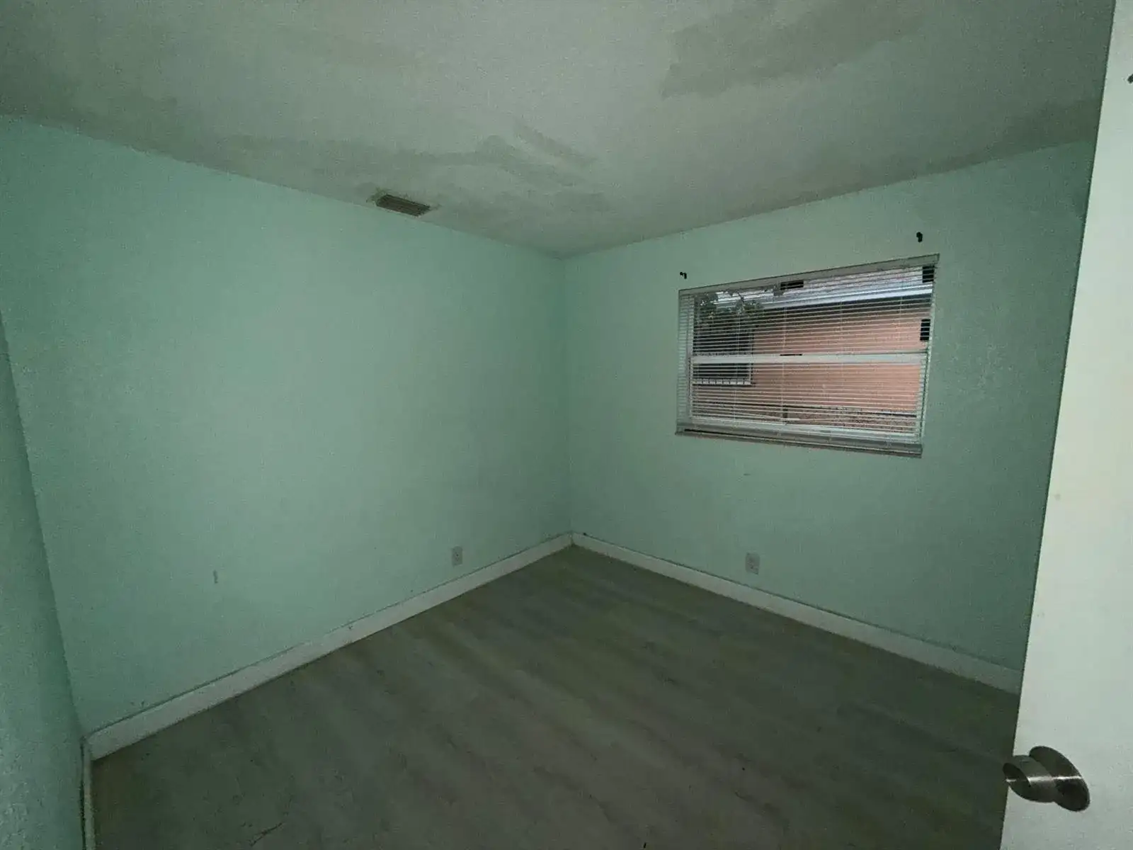 2121 NW 26TH Avenue, Fort Lauderdale FL 33311 photo 4