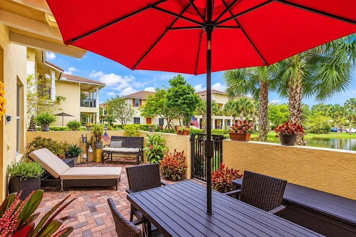 4760 SIERRA Lane, Coconut Creek FL 33073