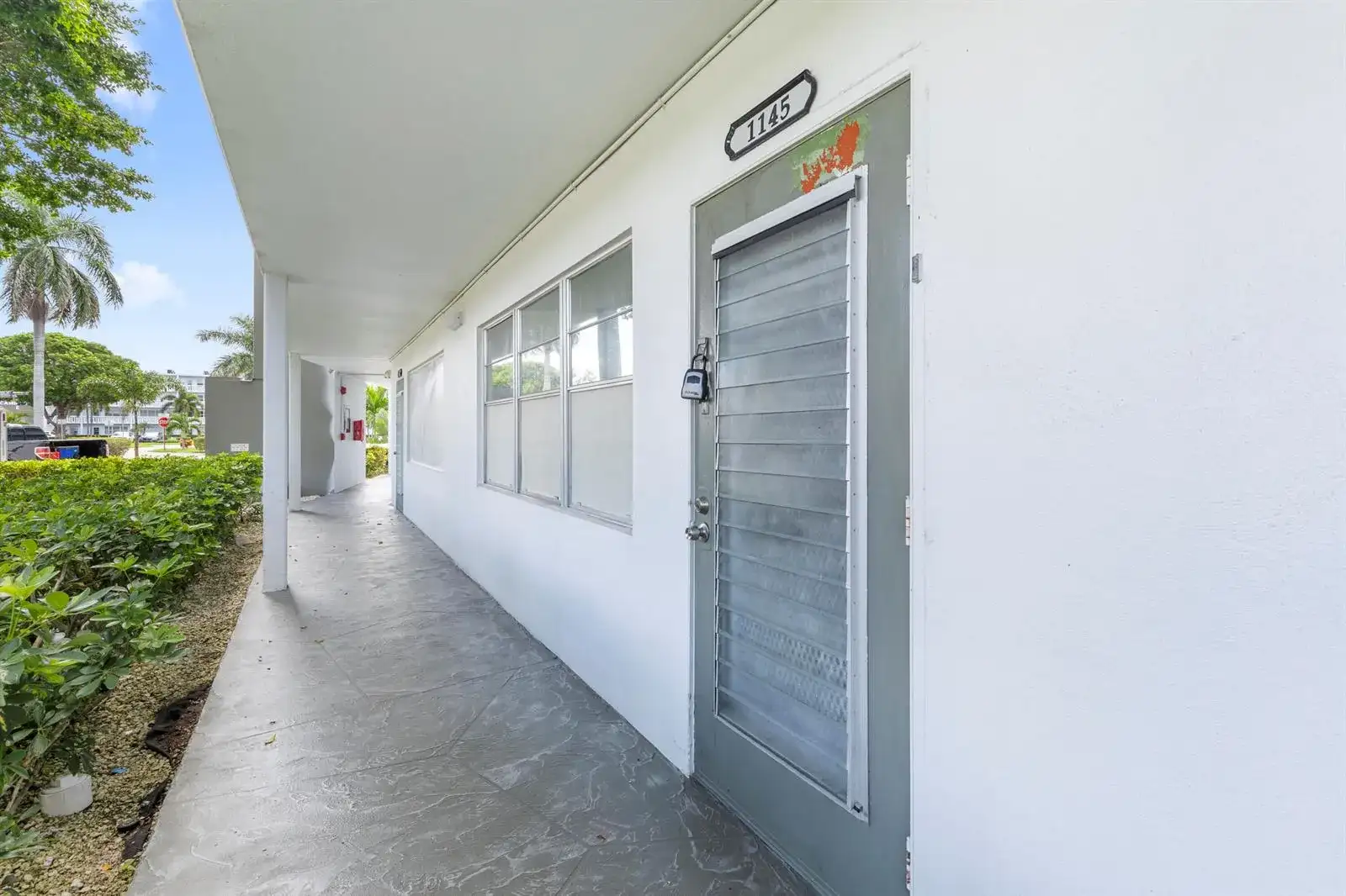1145 Cambridge G, Deerfield Beach FL 33442 photo 3