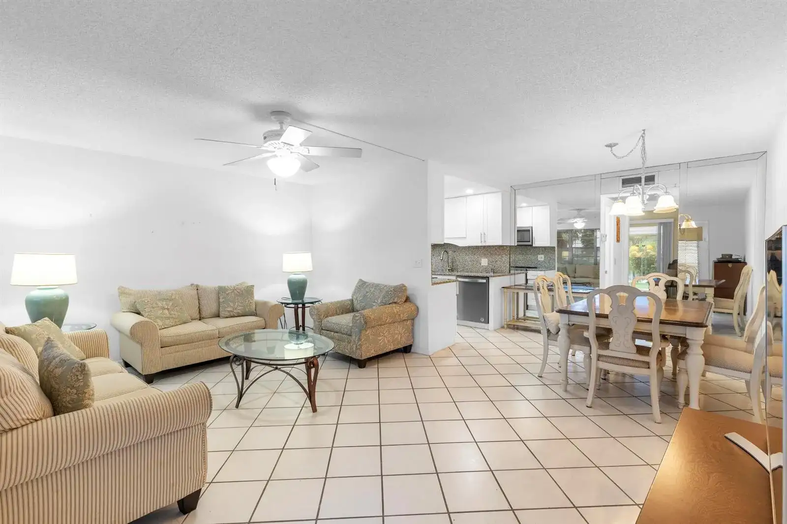 1145 Cambridge G, Deerfield Beach FL 33442 photo 4