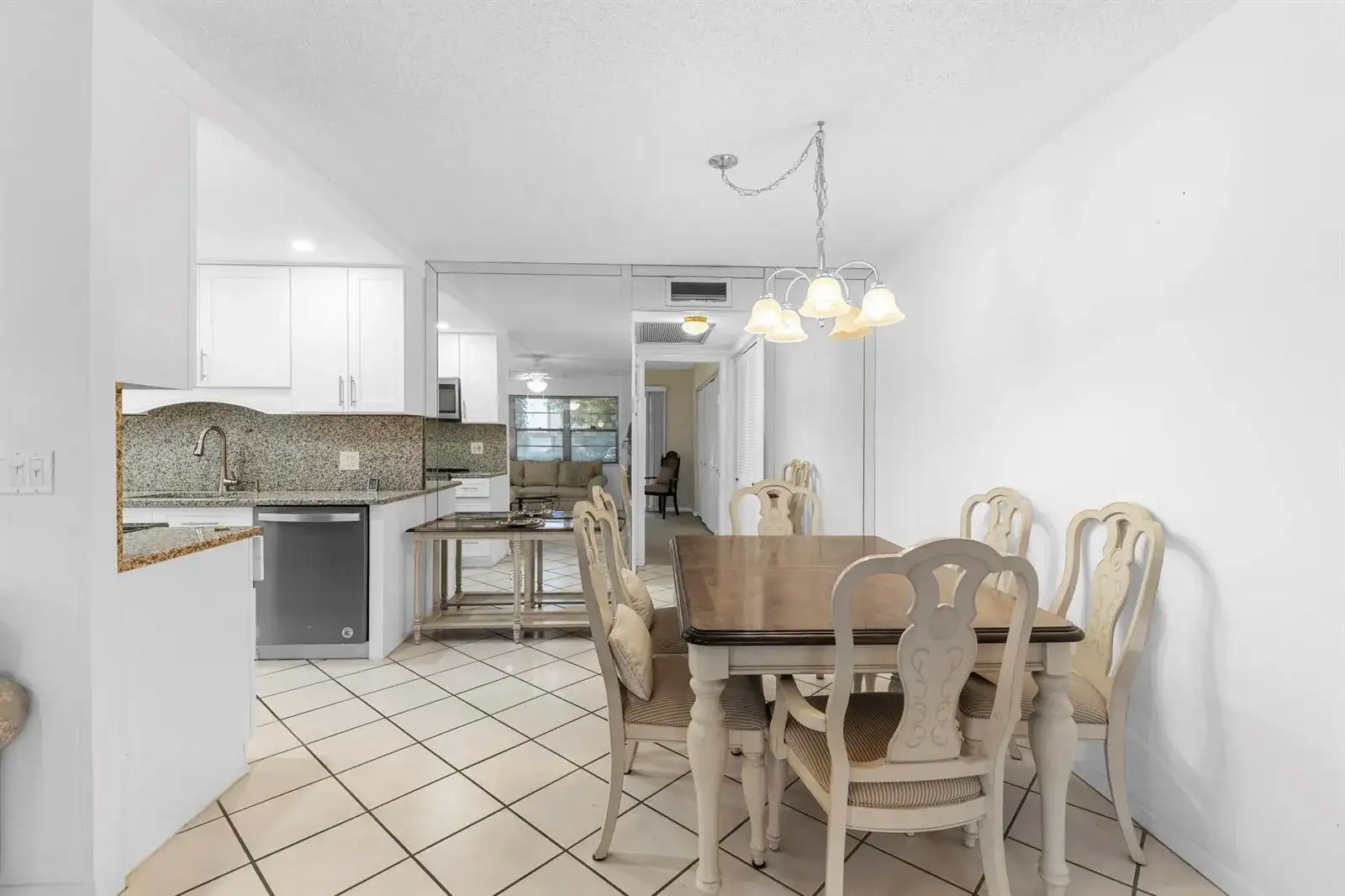 1145 Cambridge G, Deerfield Beach FL 33442 photo 5