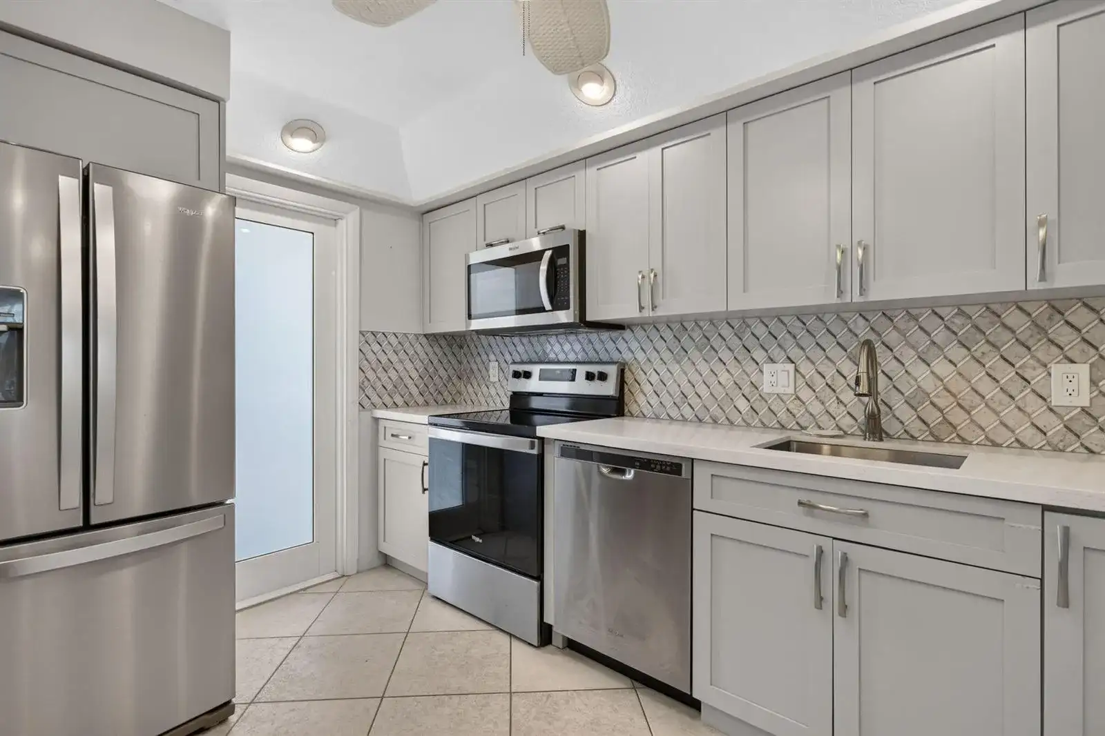 2731 NE 14TH ST Causeway # 702, Pompano Beach FL 33062 photo 5