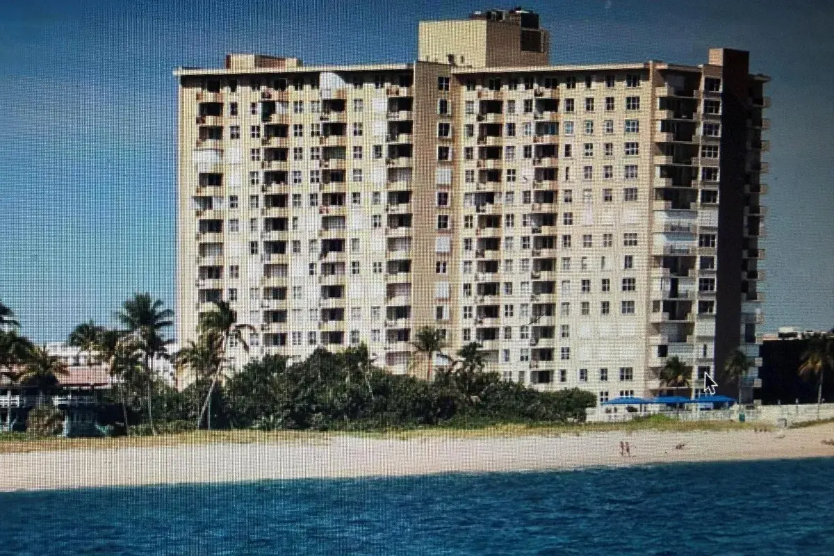 2000 S OCEAN Boulevard, Lauderdale By The Sea FL 33062