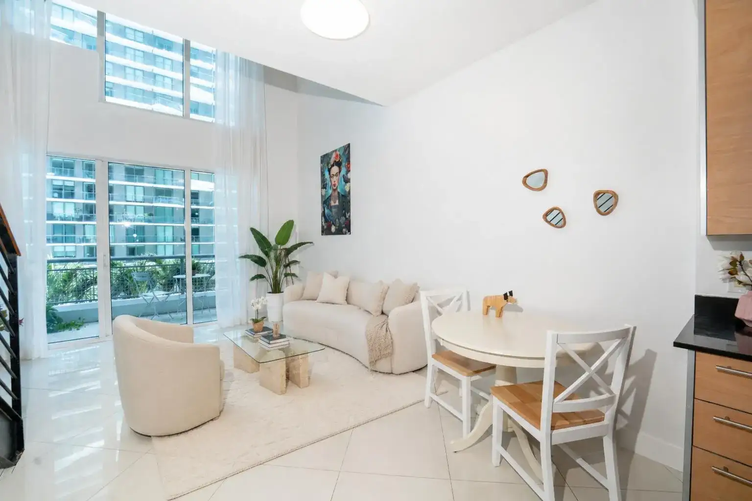 60 SW 13TH Street # 1418, Miami FL 33130 photo 2