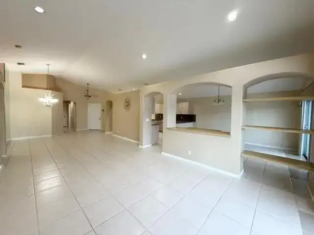 5374 OAKMONT VILLAGE Circle, Lake Worth FL 33463 photo 3