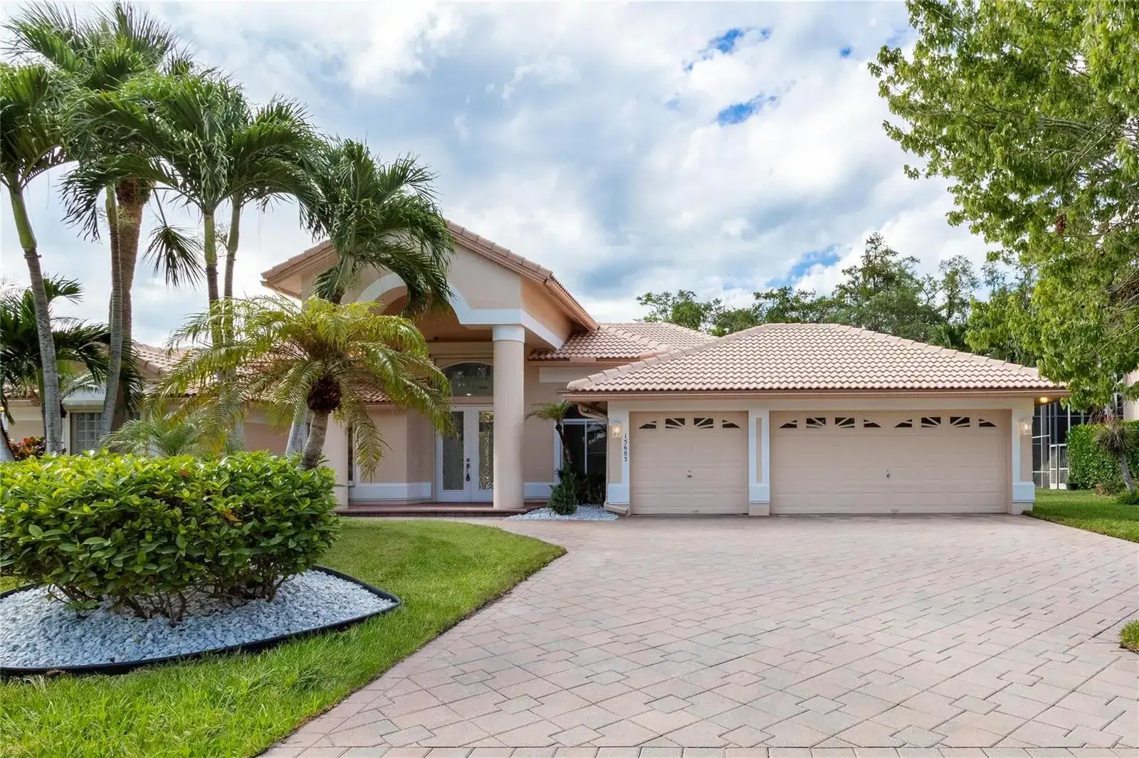 15683 CYPRESS PARK Drive, Wellington FL 33414