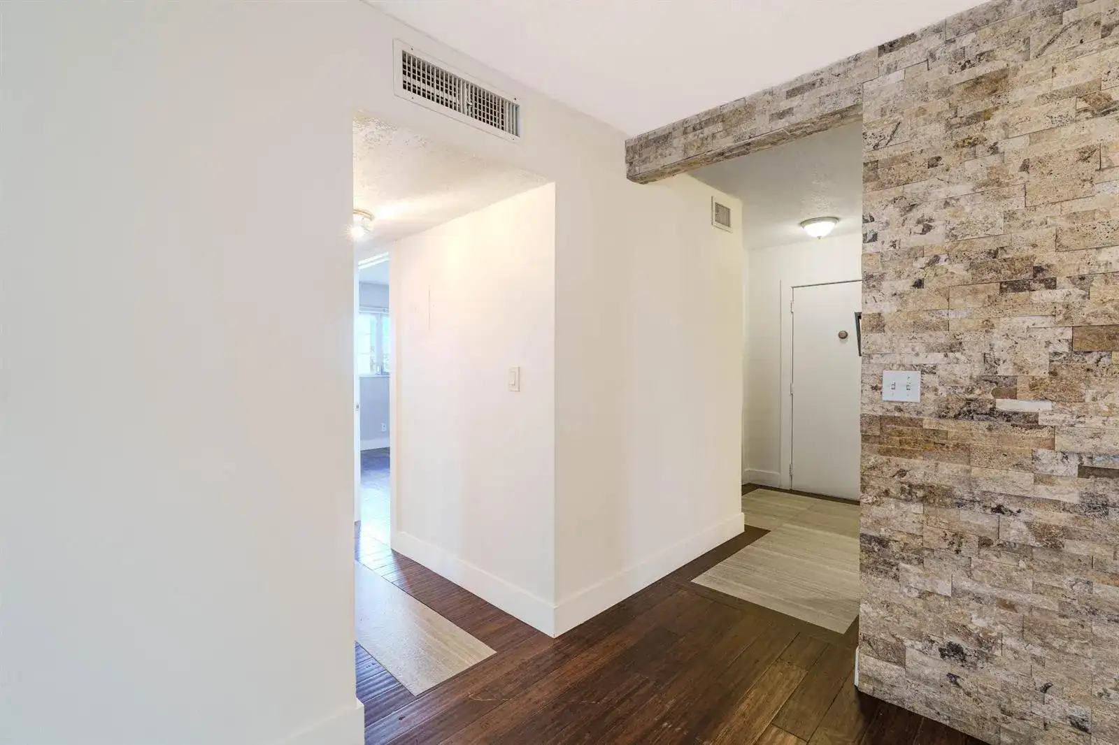 900 NE 12TH Avenue # 408, Hallandale Beach FL 33009 photo 2