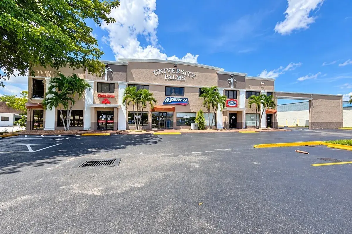4907 N UNIVERSITY Drive, Lauderhill FL 33351
