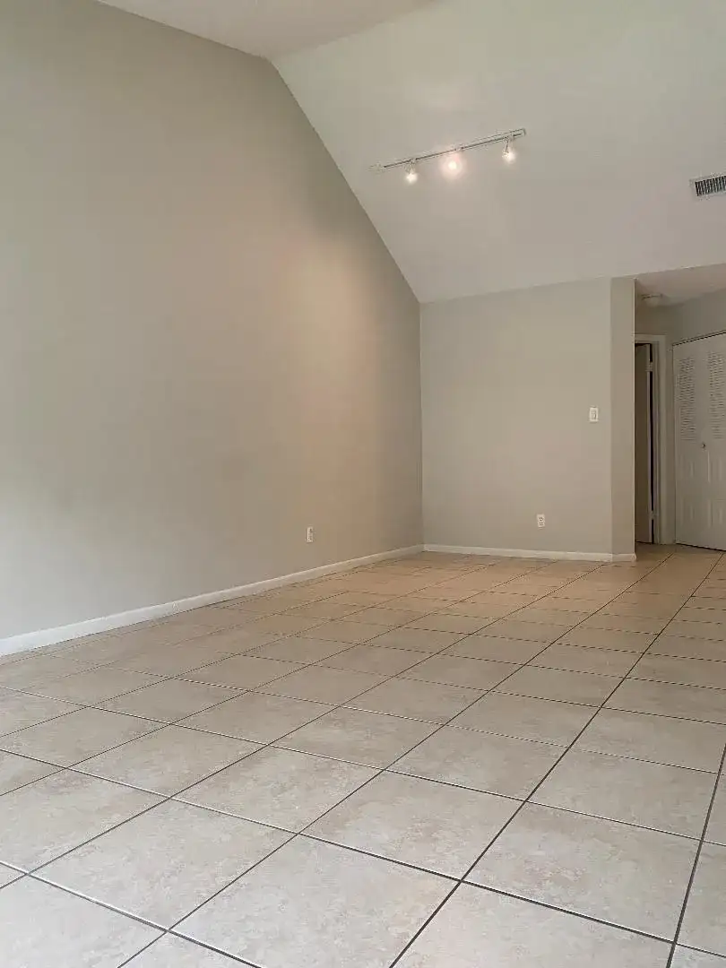 1095 CORAL CLUB Drive # 1095, Coral Springs FL 33071 photo 3