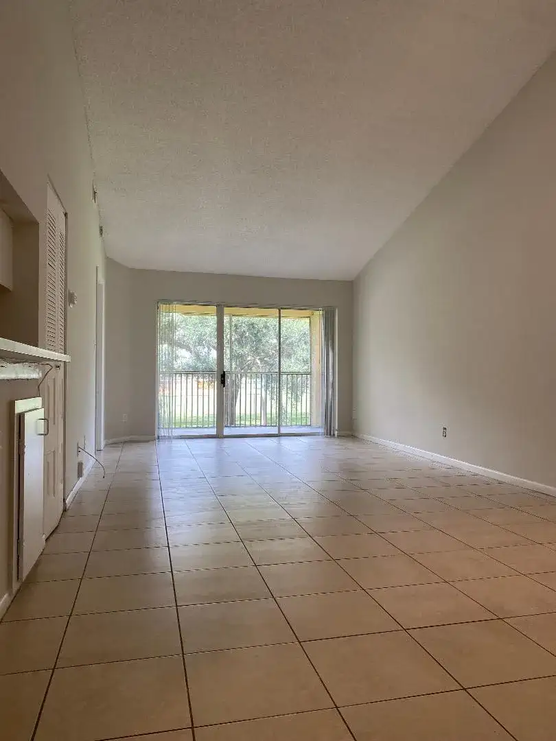 1095 CORAL CLUB Drive # 1095, Coral Springs FL 33071 photo 4