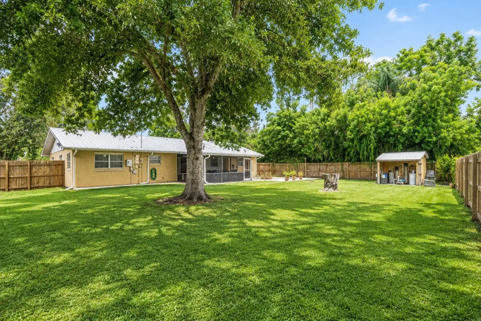5605 WINTER GARDEN Parkway, Fort Pierce FL 34951 photo 4