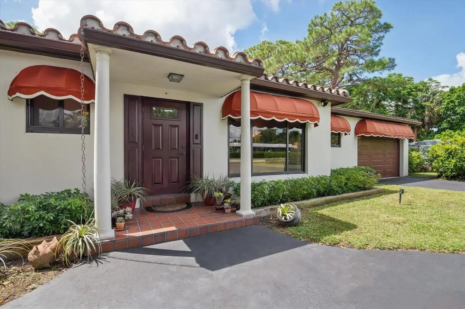 4120 SW 1ST Court, Plantation FL 33317