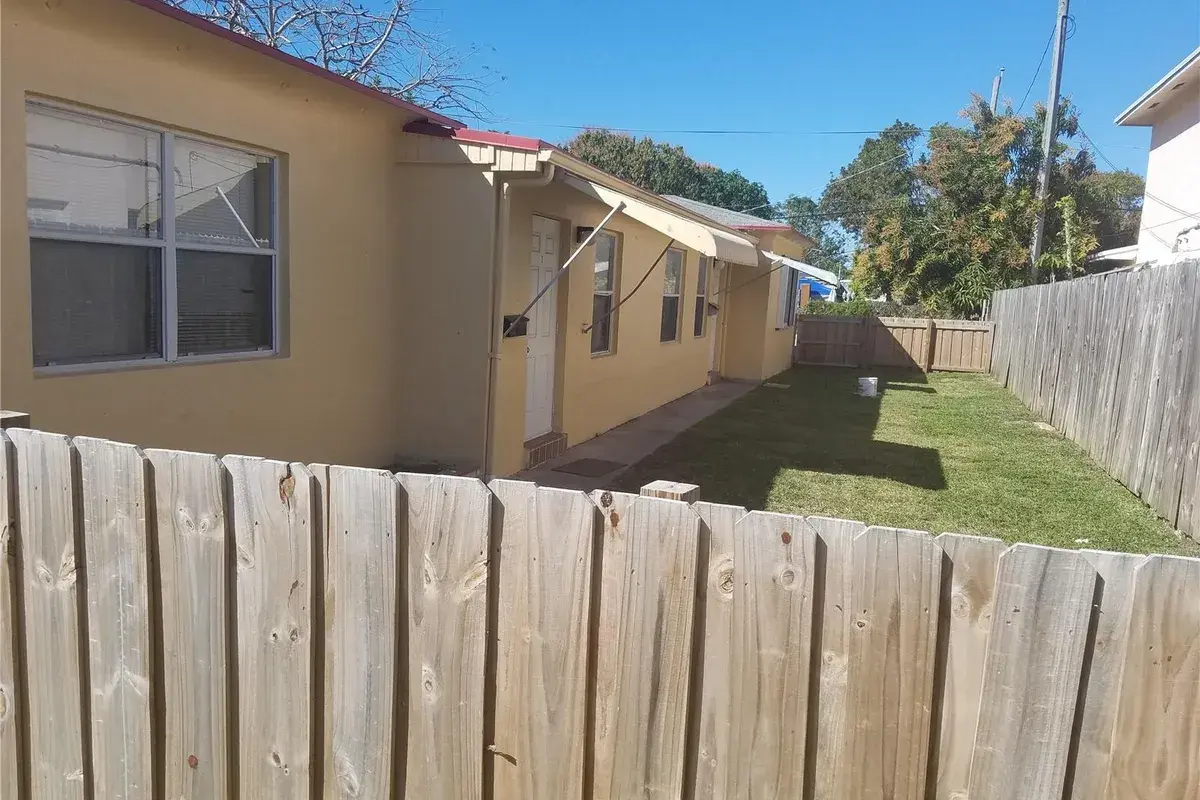 1907 Cleveland Street, Hollywood FL 33020