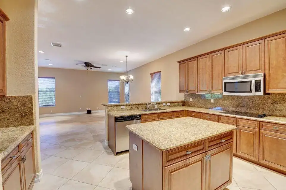 8800 COBBLESTONE POINT Circle, Boynton Beach FL 33472 photo 5