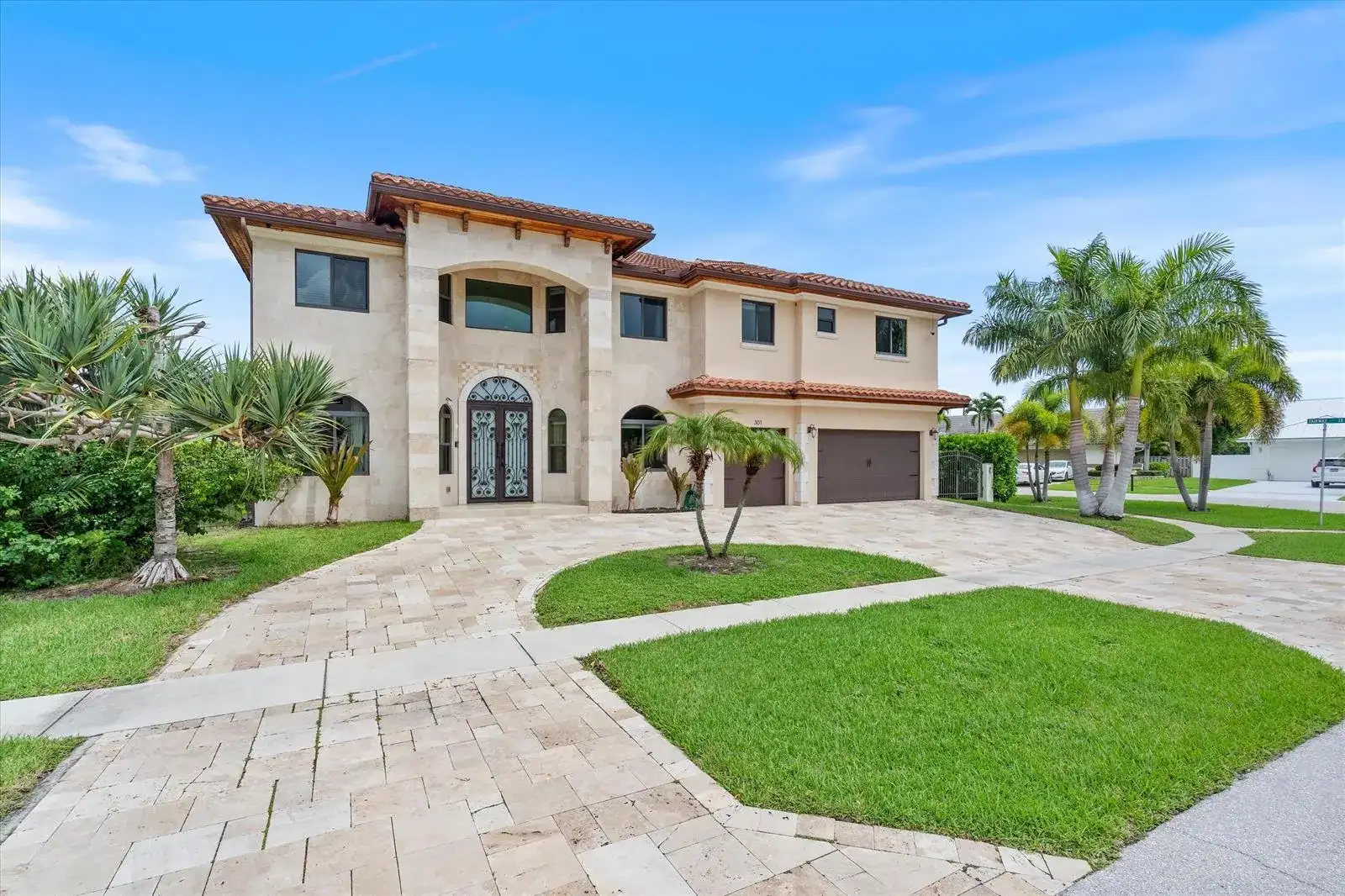 301 SANDALWOOD Lane, Boca Raton FL 33487 photo 2