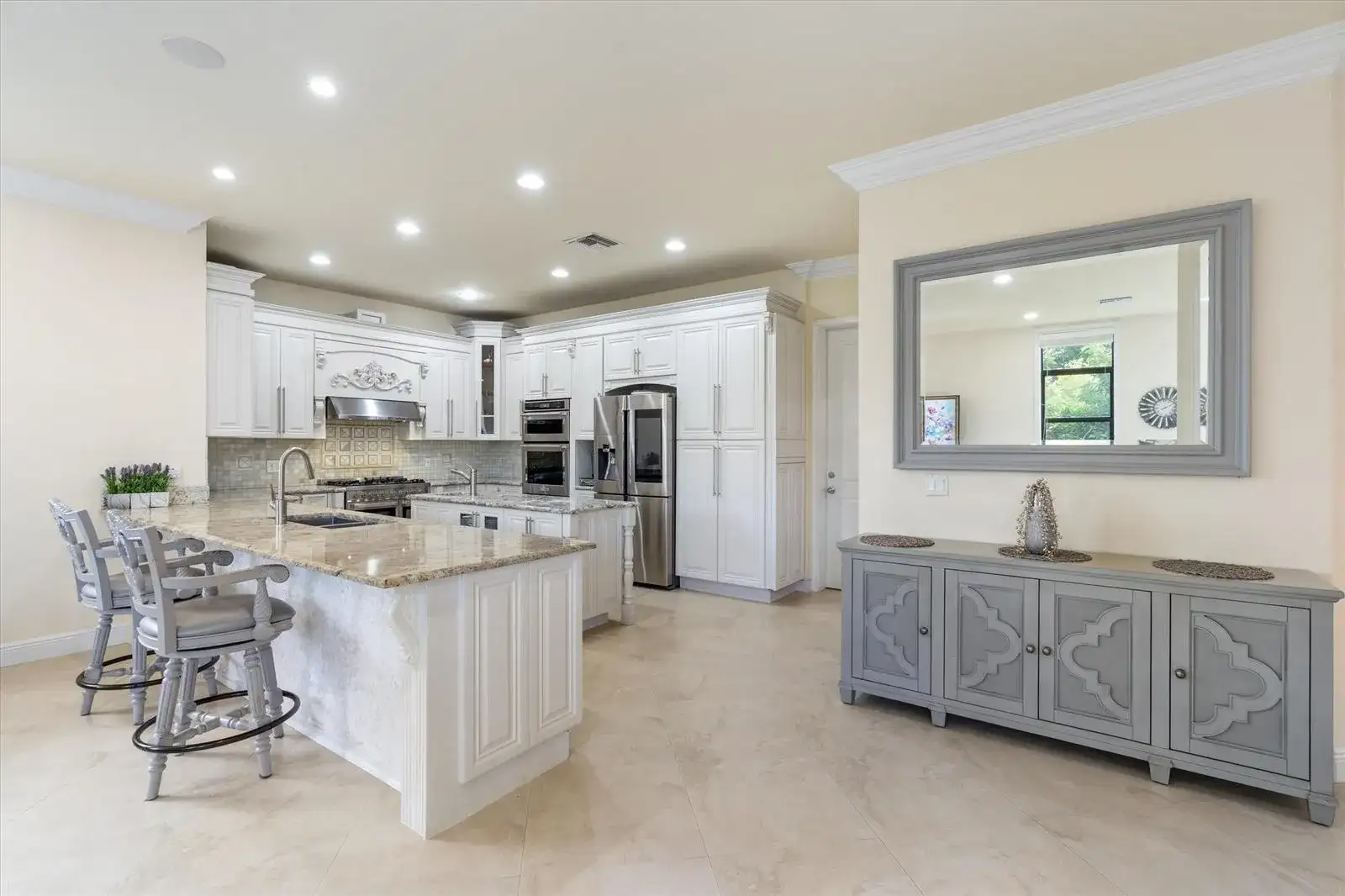 301 SANDALWOOD Lane, Boca Raton FL 33487 photo 5