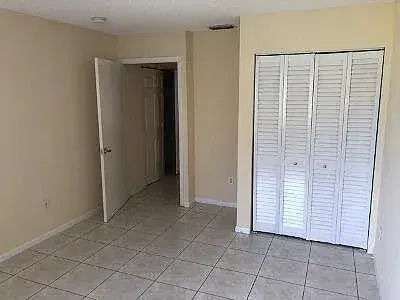 800 SW 9TH Street, Hallandale Beach FL 33009