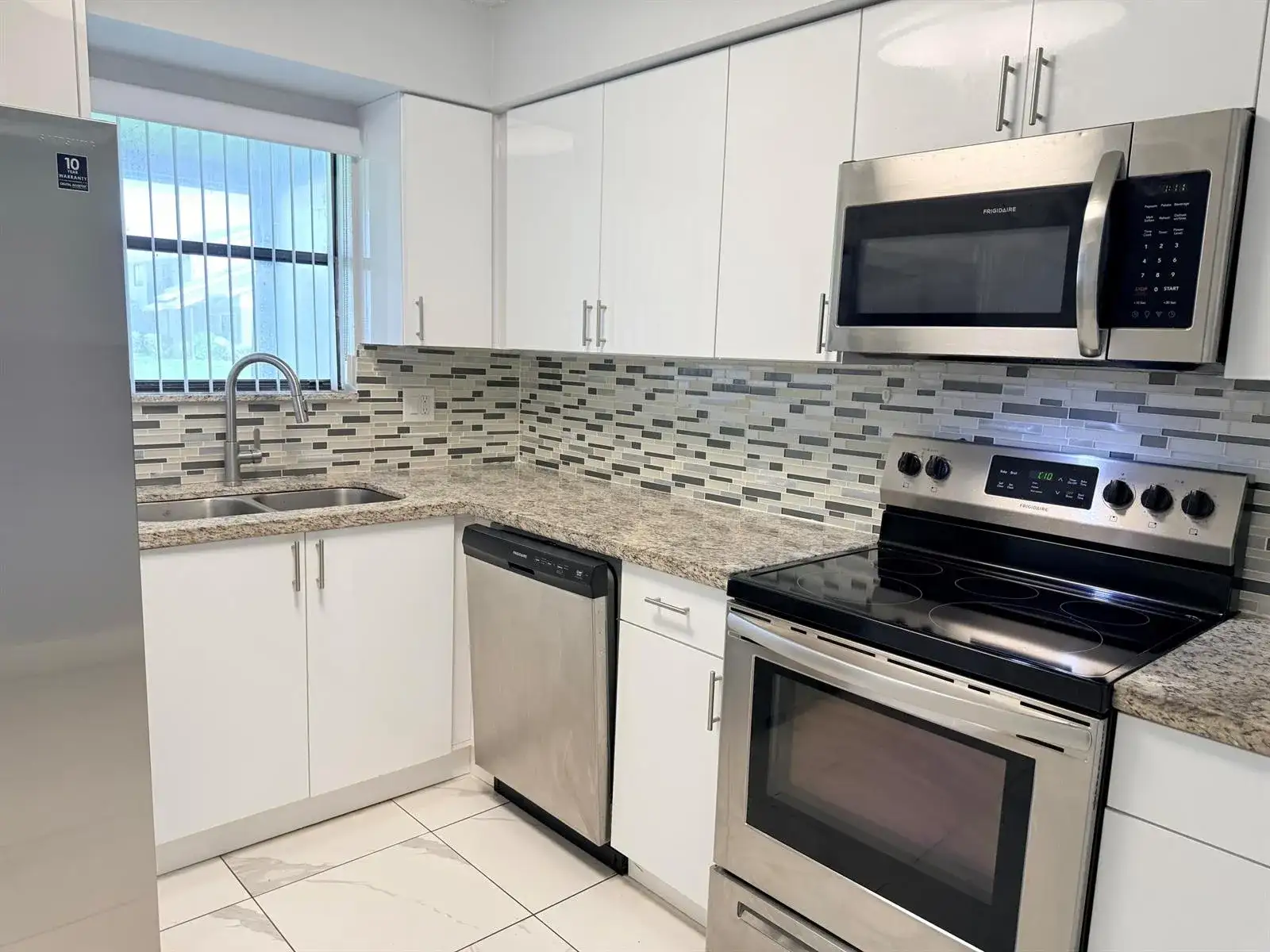 1104 RIVERSIDE Drive, FL 33463 photo 5