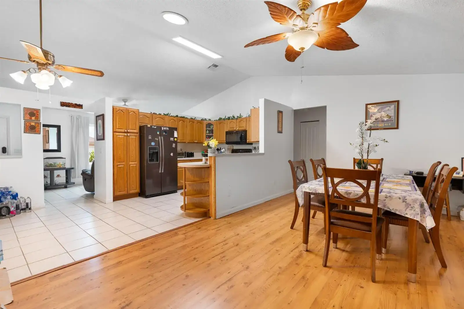 565 SW CHERRYHILL Road, Port St. Lucie FL 34953 photo 3