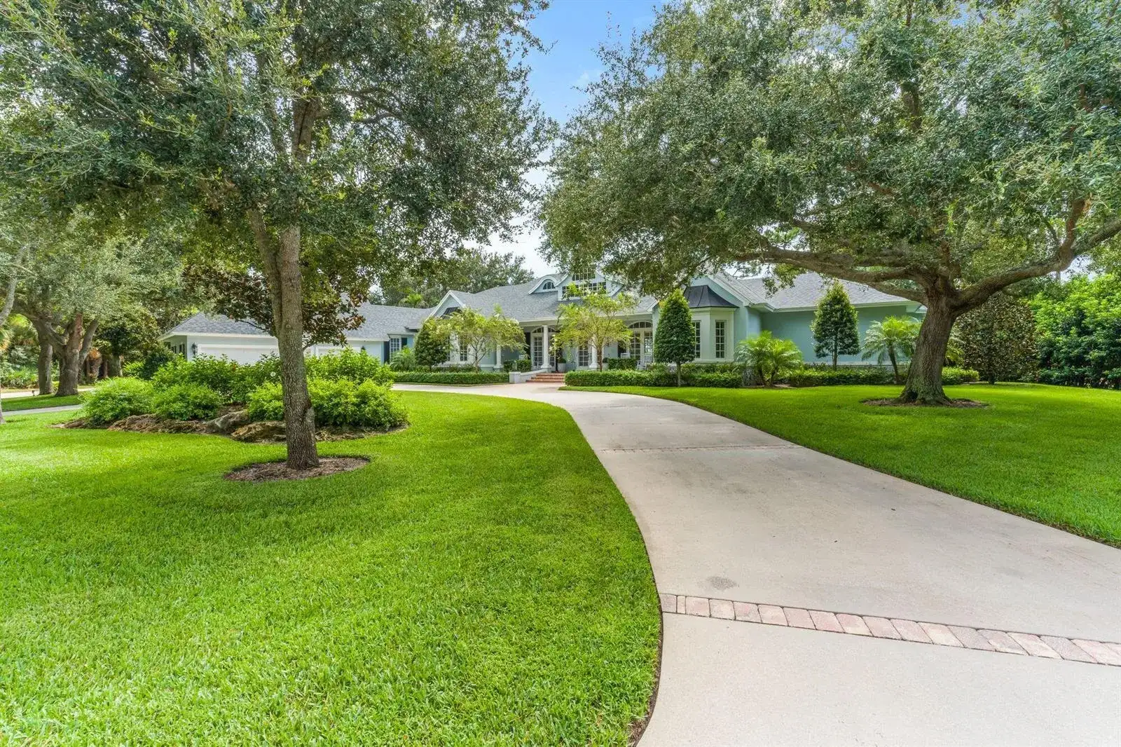 1100 Carolina Circle SW, Vero Beach FL 32962 photo 4