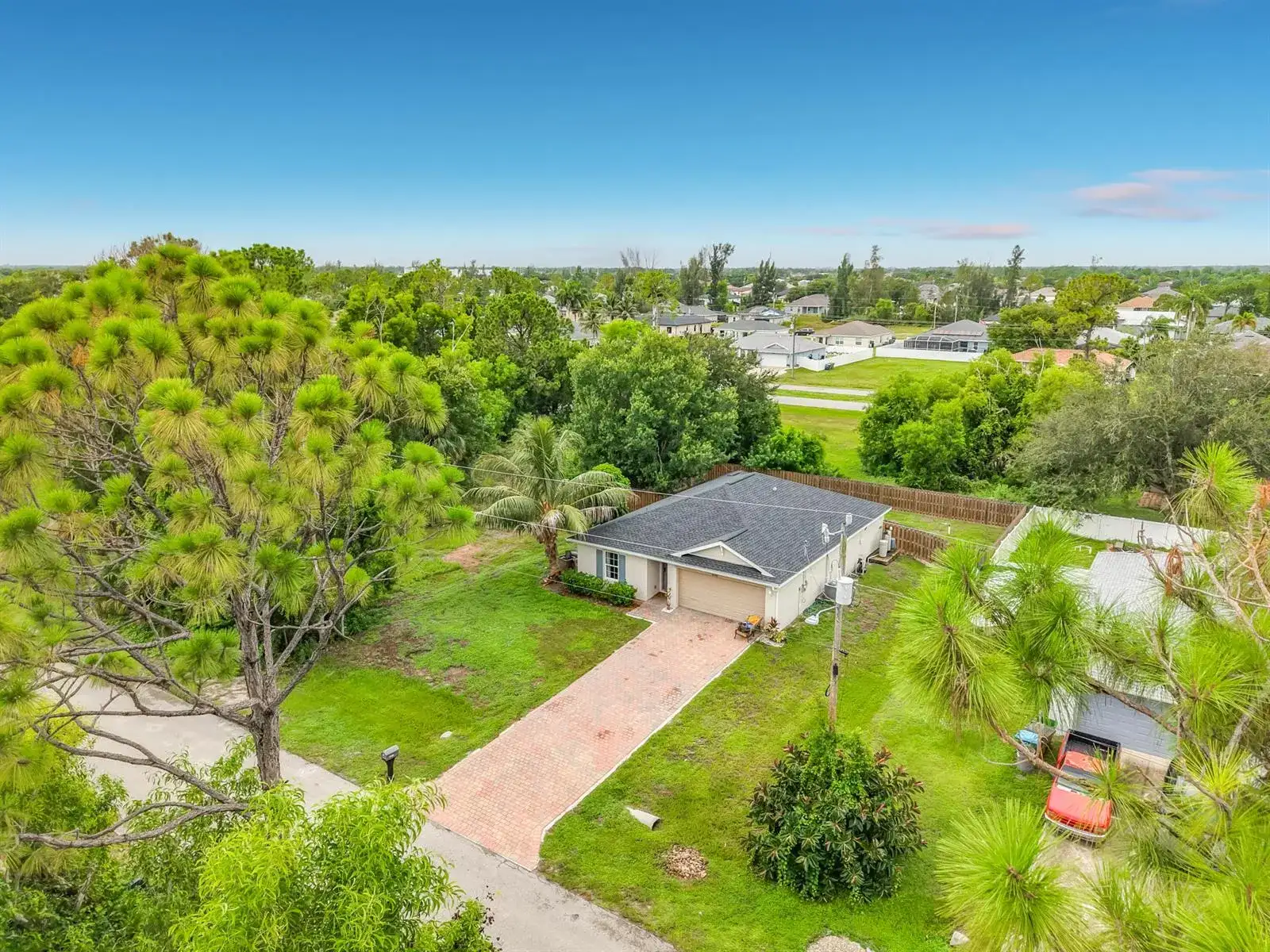 4306 NE 24TH Place, Cape Coral FL 33909 photo 3