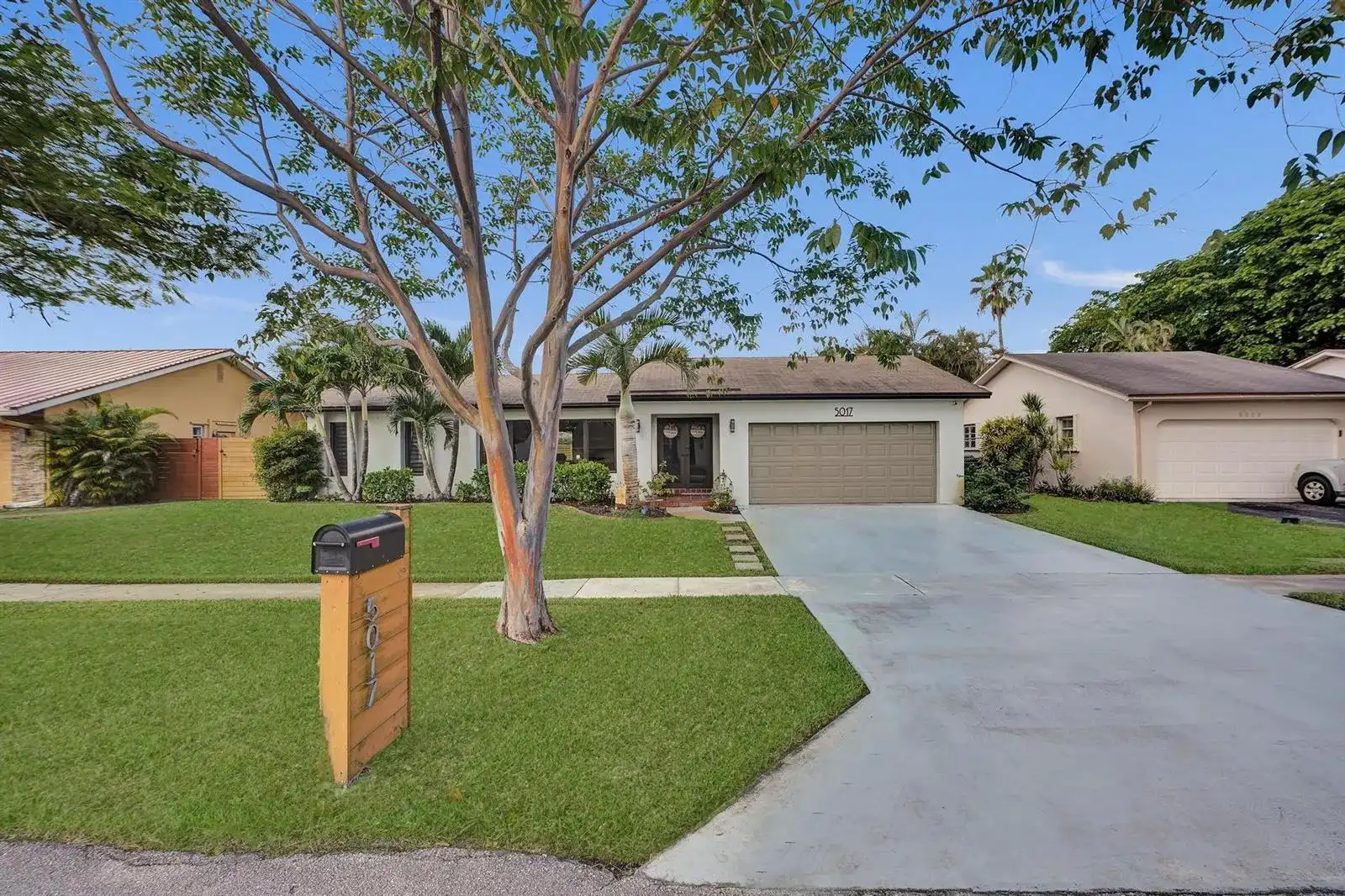 5017 SW 87TH Avenue, Cooper City FL 33328
