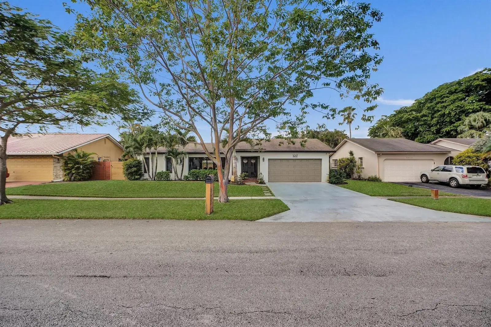 5017 SW 87TH Avenue, Cooper City FL 33328 photo 3